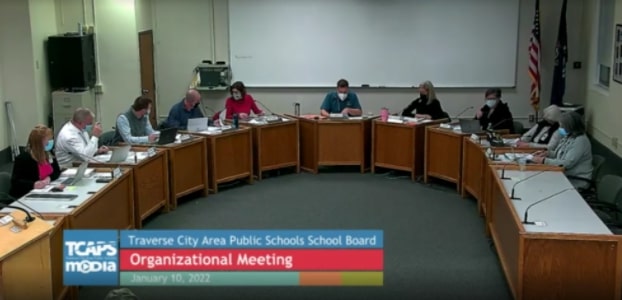 The TCAPS School Board agrees to a full week online and for masking to be mandatory 
